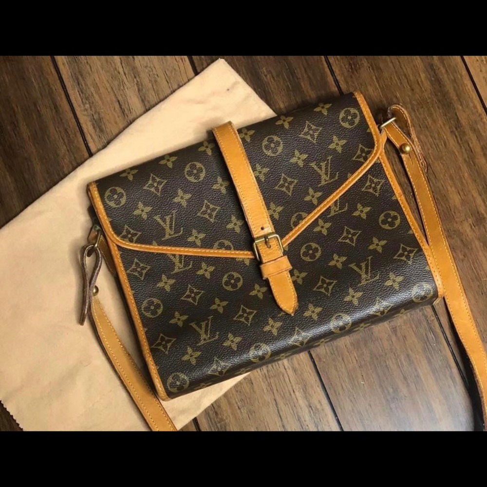 LV Portable Serviette